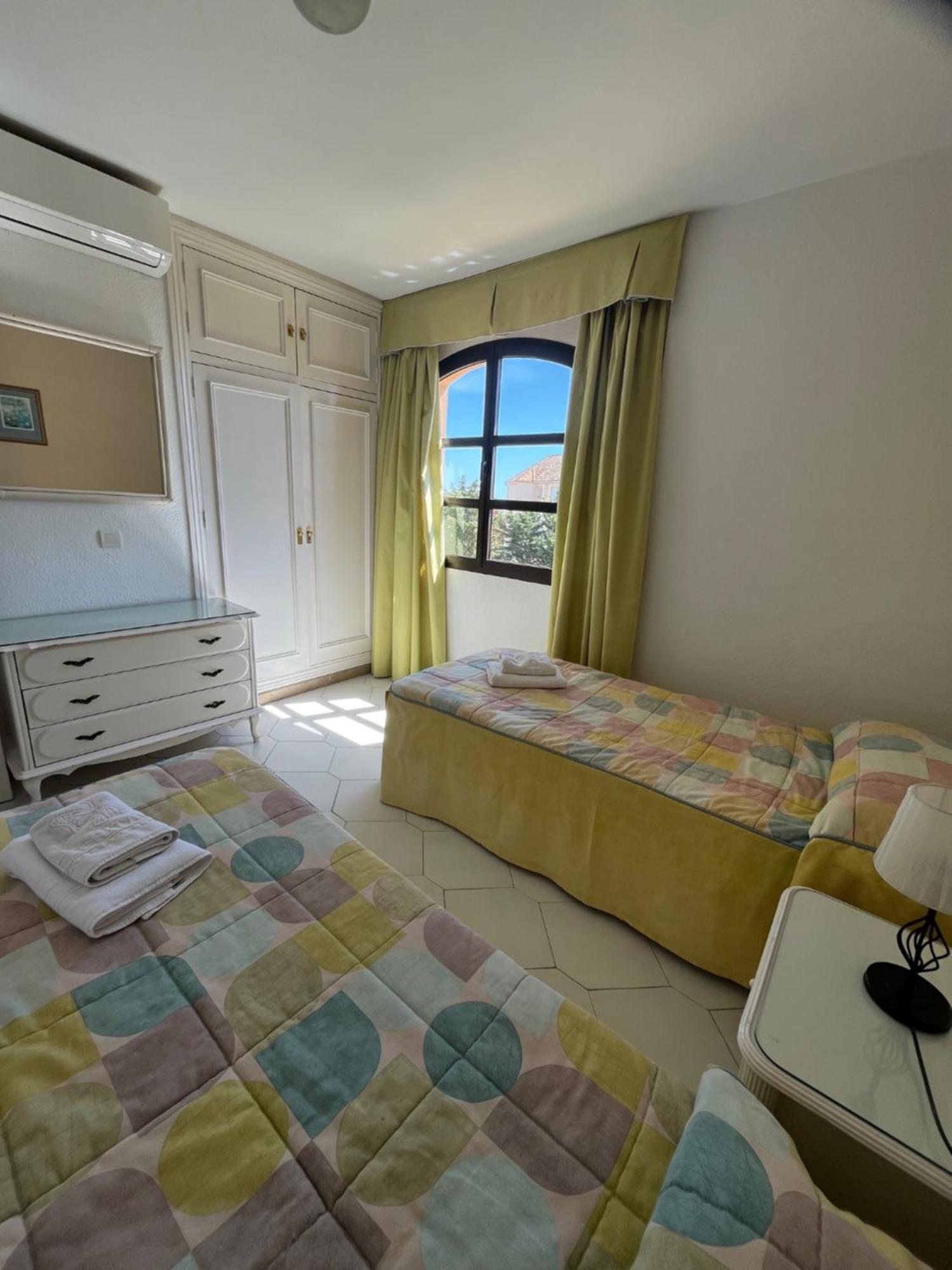 Apartamentos El Toro マルベーリャ エクステリア 写真