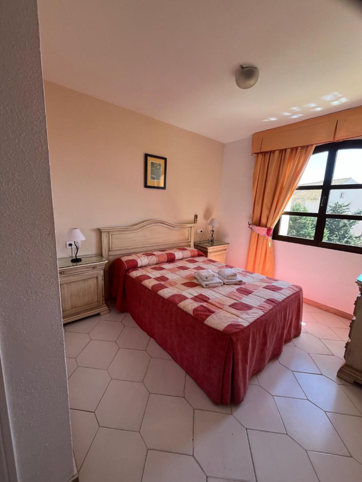 Apartamentos El Toro マルベーリャ エクステリア 写真