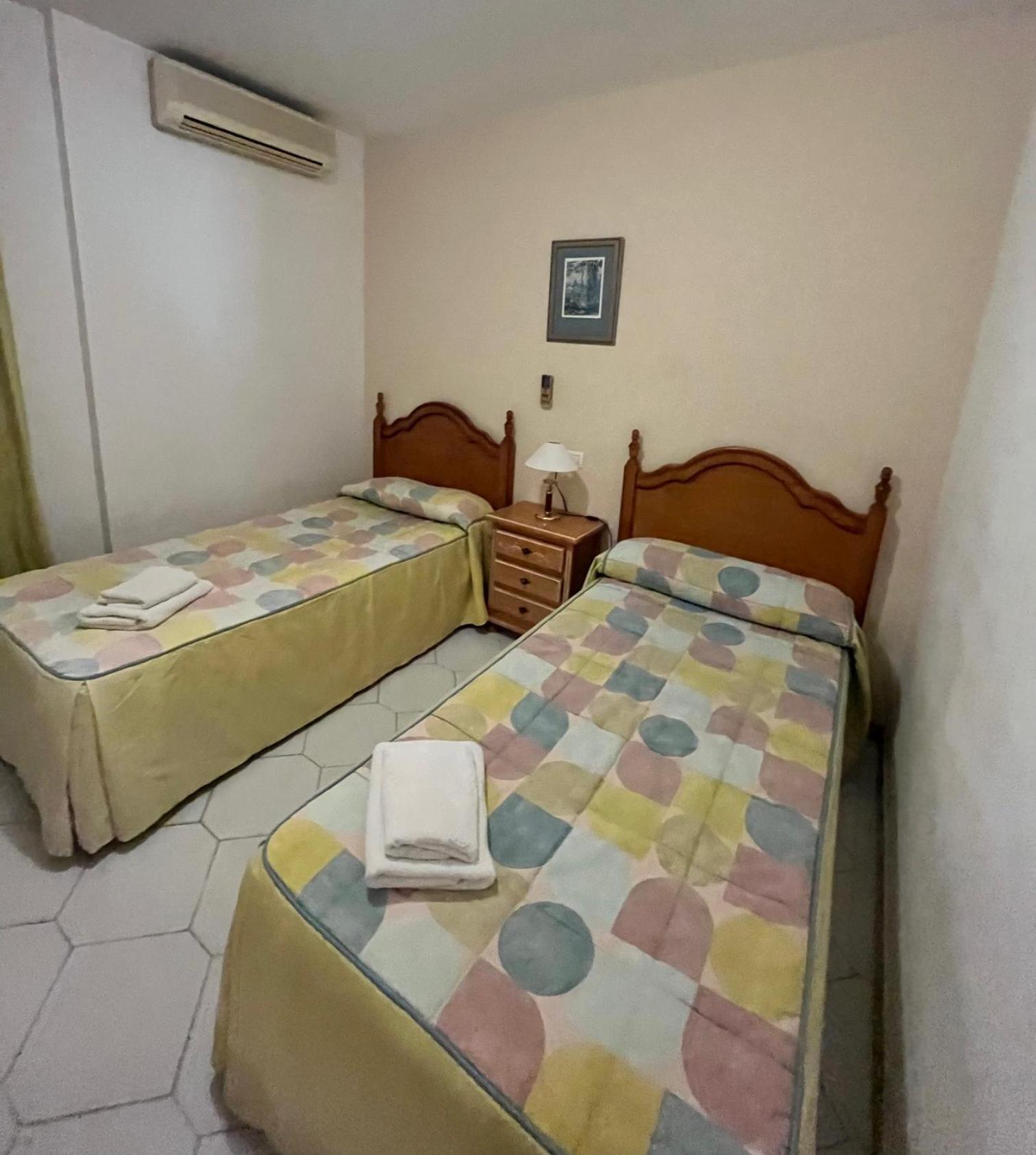 Apartamentos El Toro マルベーリャ エクステリア 写真